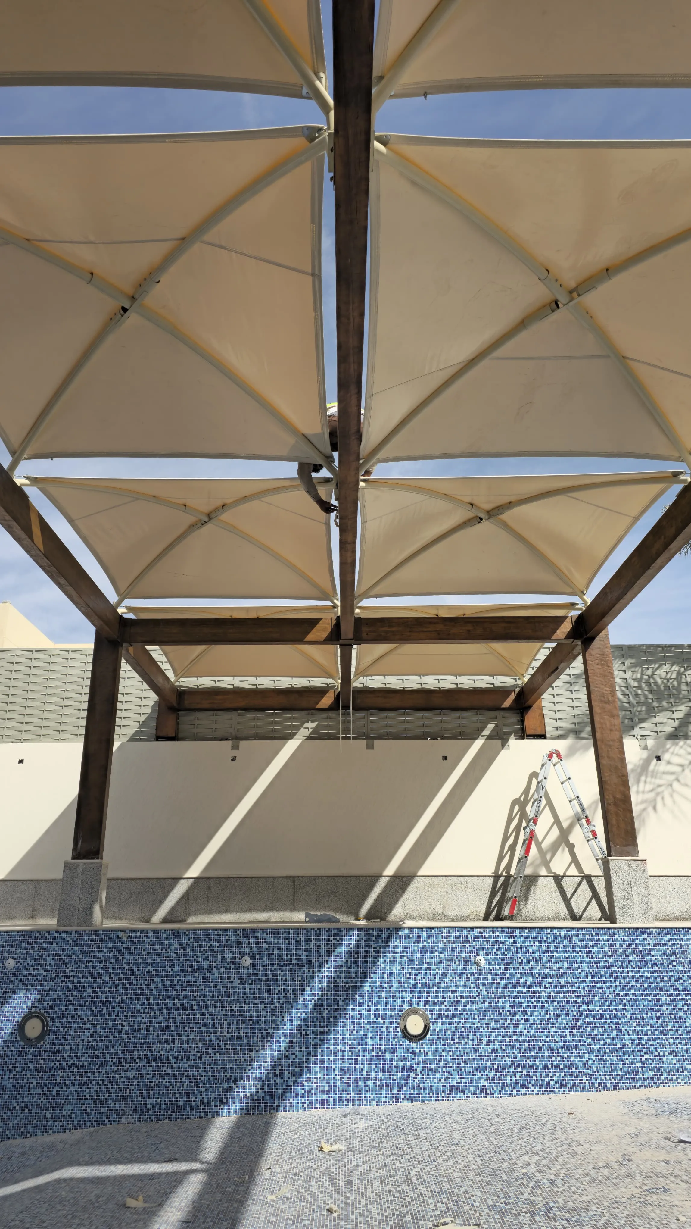 مظلات وسواتر بالرياض لاحواش الفلل ومنازل بالفخامة والحماية