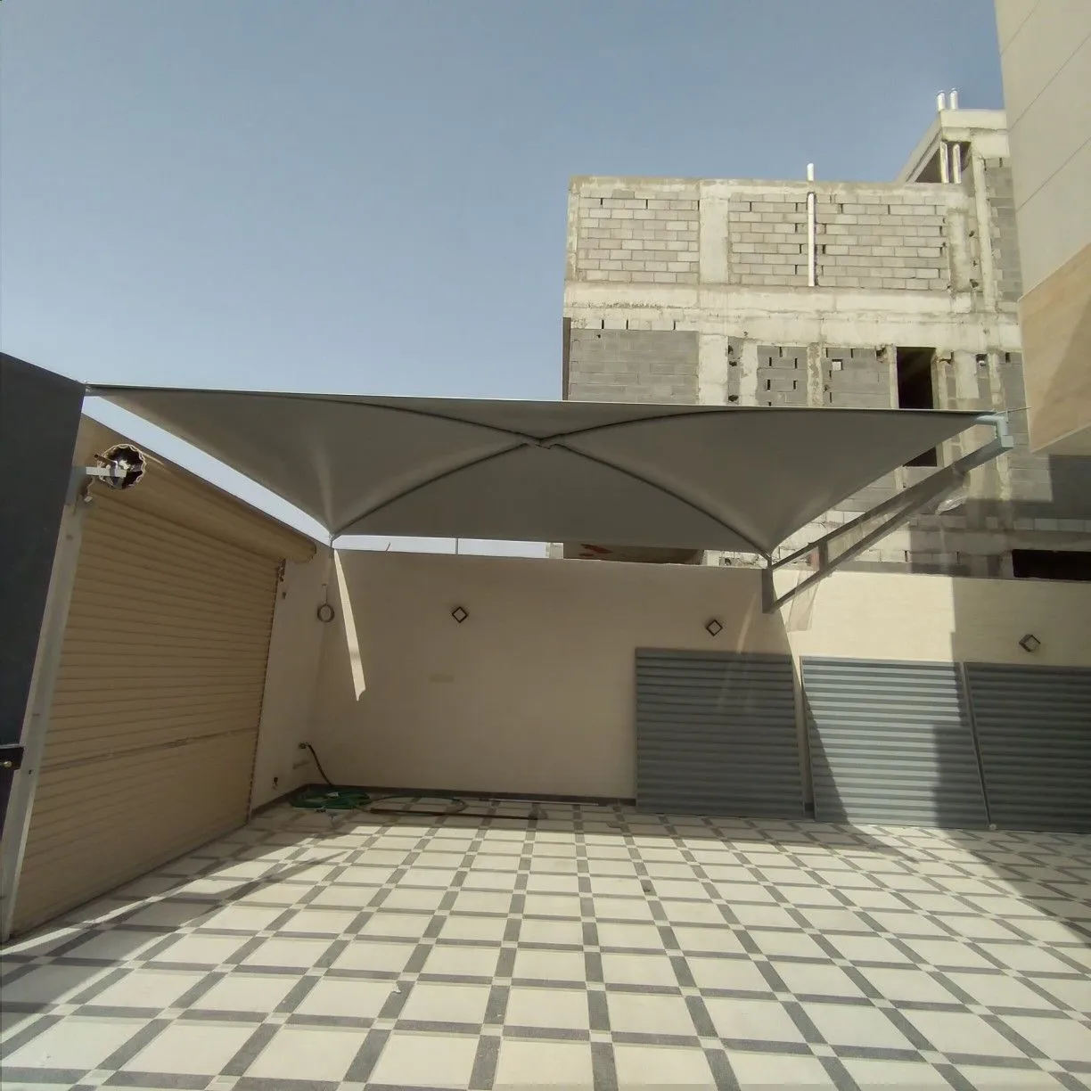 تركيب مظلات سيارات في الرياض من ظلال الرياض