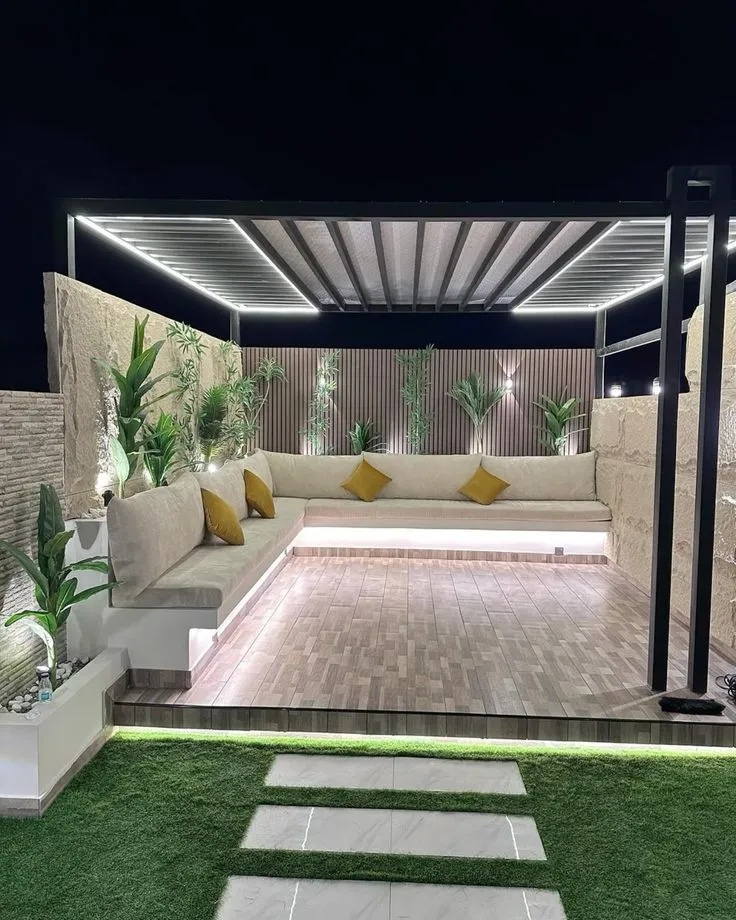 جلسات خارجية بإضاءة ليلية inbuilt بالرياض