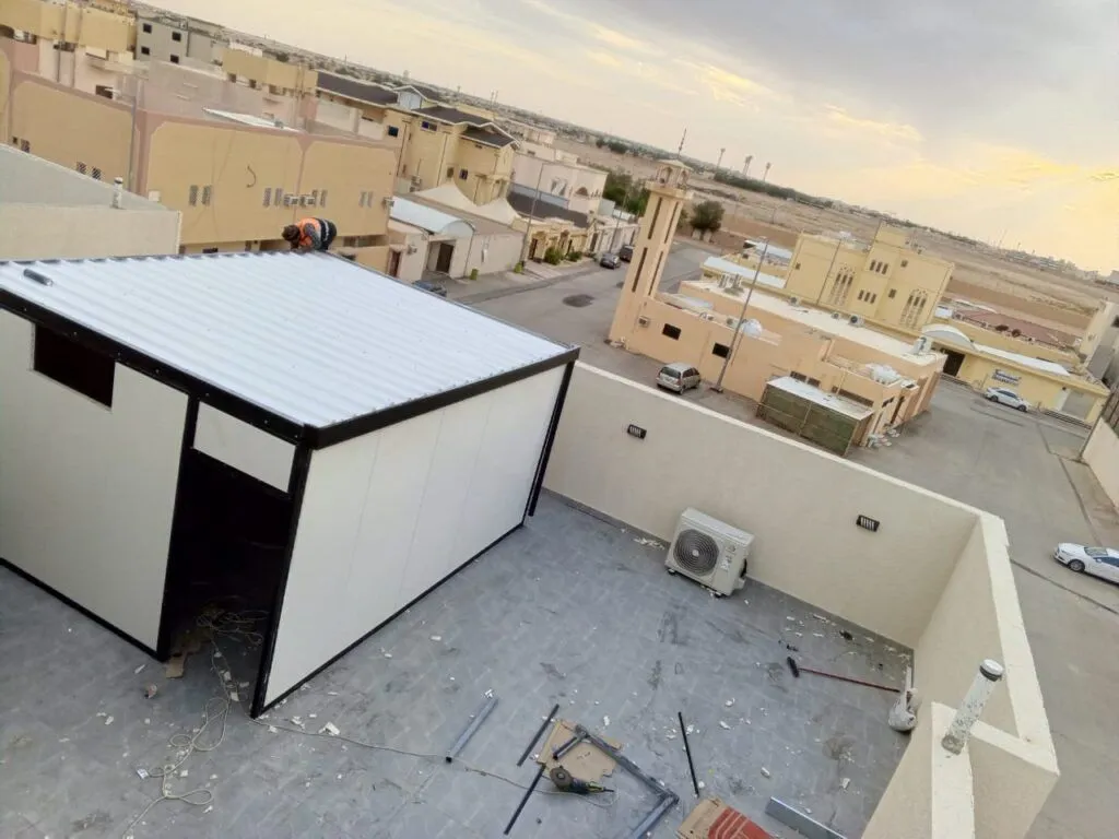 تركيب ساندويتش بنل بالرياض 1446 أحدث تقنيات البناء