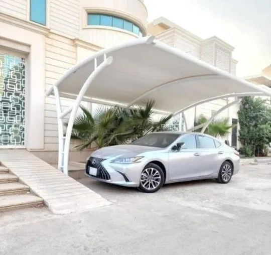 مظلات سيارات جاهزة بحي النرجس الرياض للفلل – تركيب فوري وضمان 10 سنوات