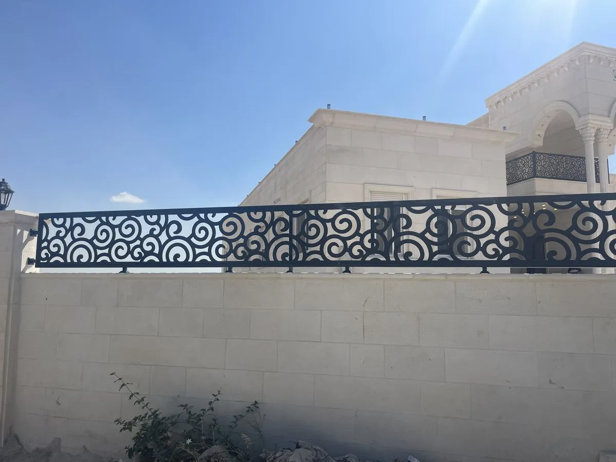 تركيب سواتر قص ليزر جنوب الرياض – أشكال هندسية فاخرة