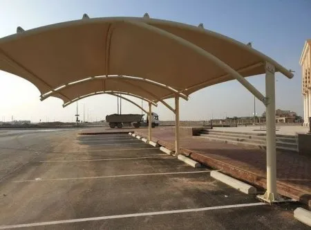 تركيب مظلات بشمال الرياض :حل الأمثل لحماية المساحات المفتوحة
