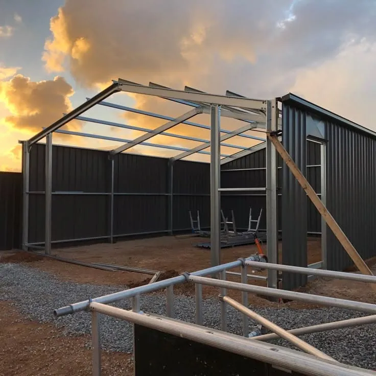 أسعار الهناجر والمستودعات الحديدية وسندوتش بانل في اليرموك