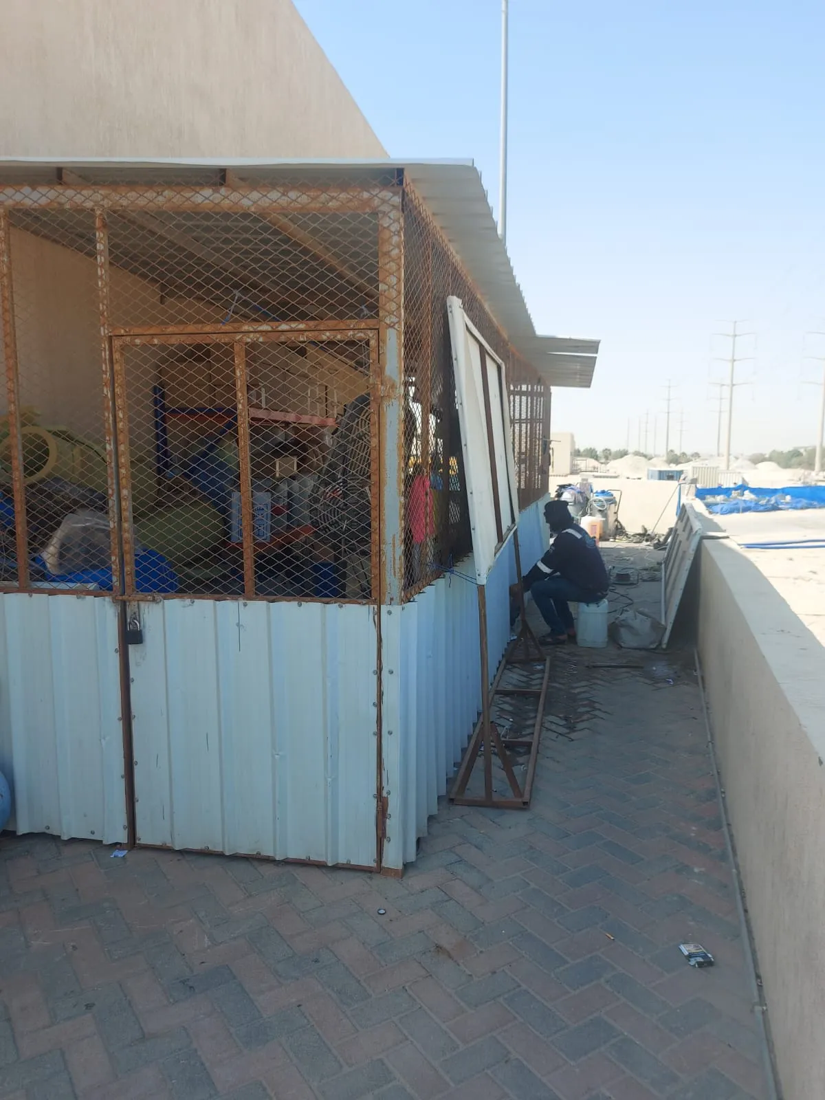 مظلات خزانات مظلات سخانات مظلات مكيفات مظلات السطح بالرياض