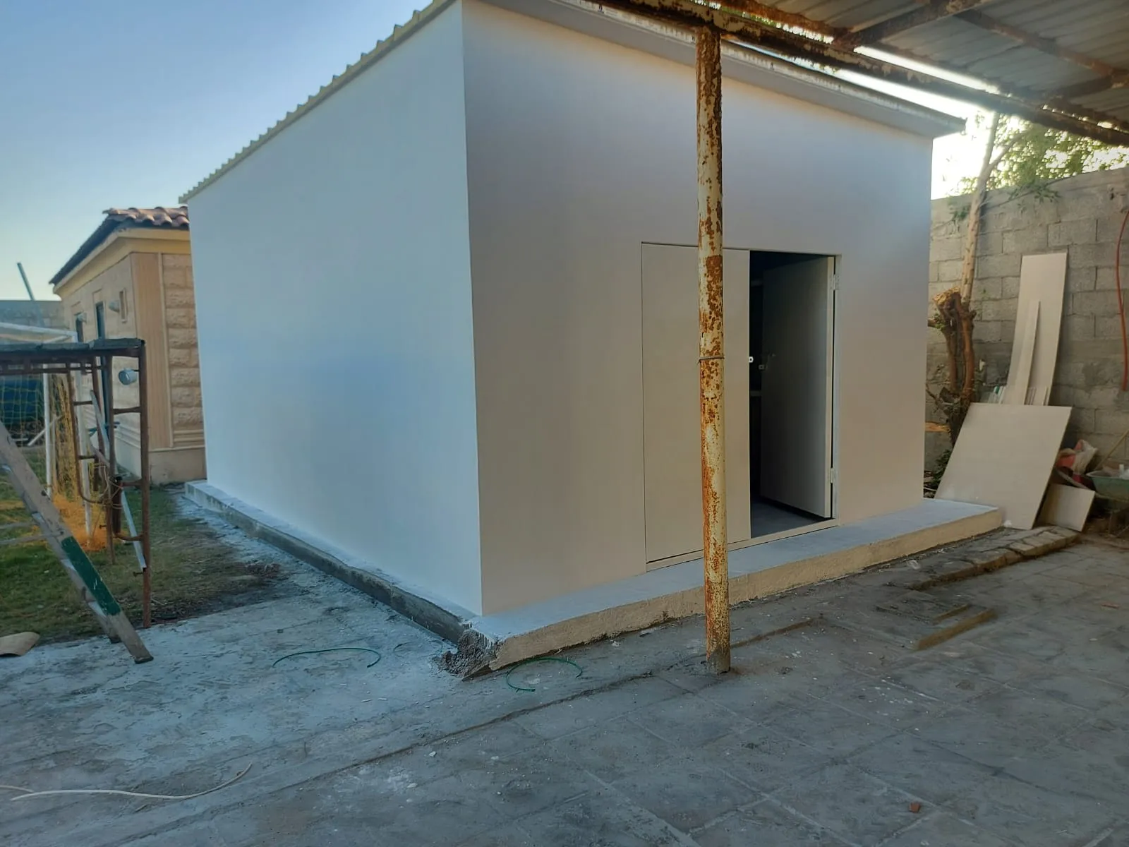 اقرب محل ساندوتش بانل متخصص في الرياض