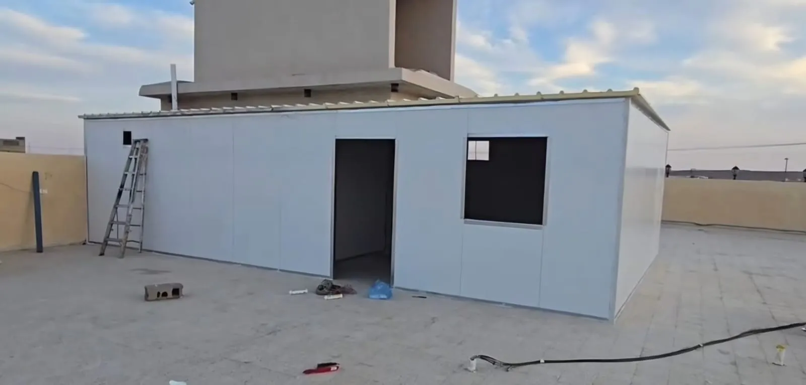 اقرب محل ساندوتش بانل متخصص في الرياض