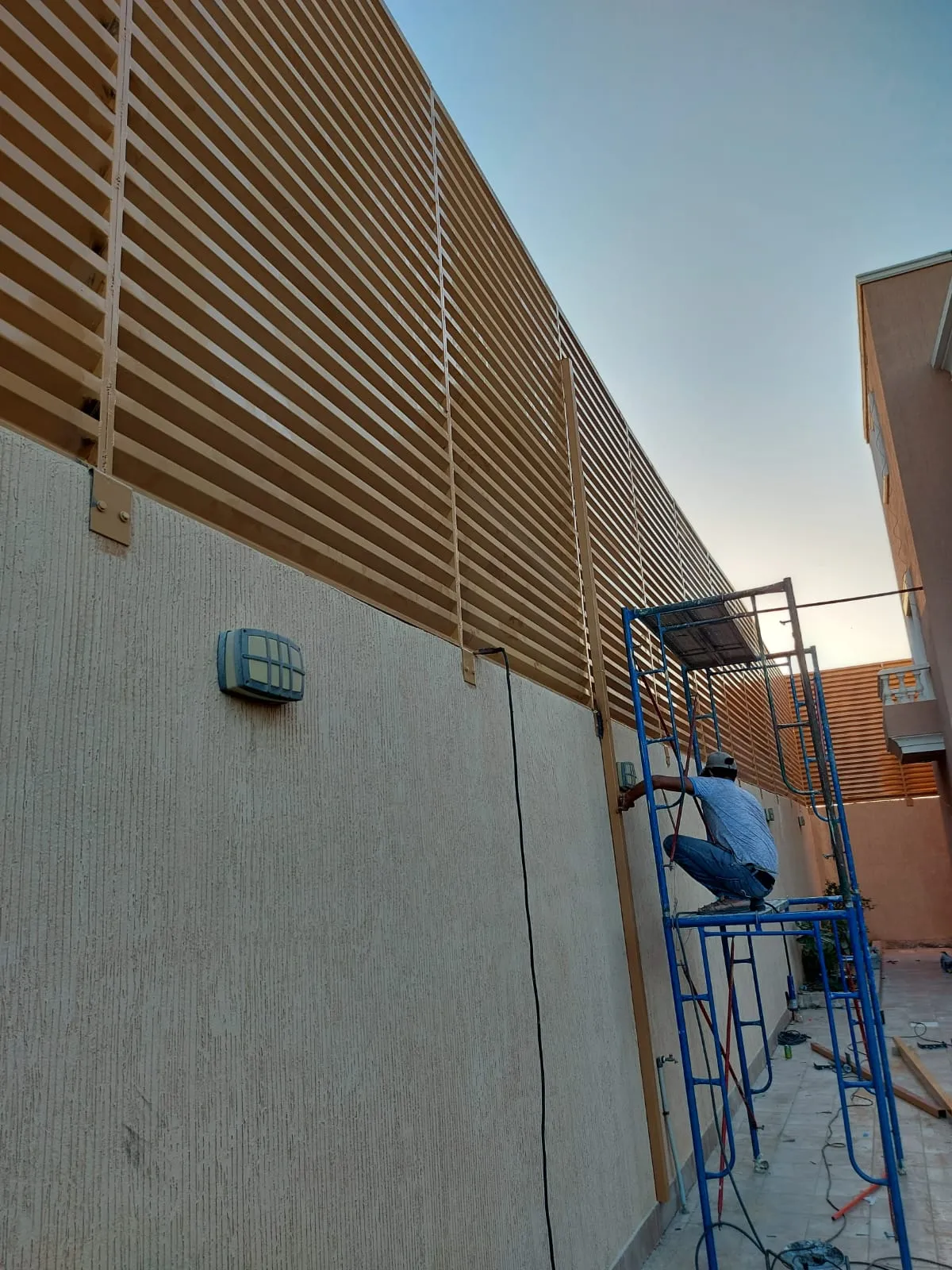 سواتر المنازل والفلل بالرياض أنواع، الأسعار، وأحدث سواتر 