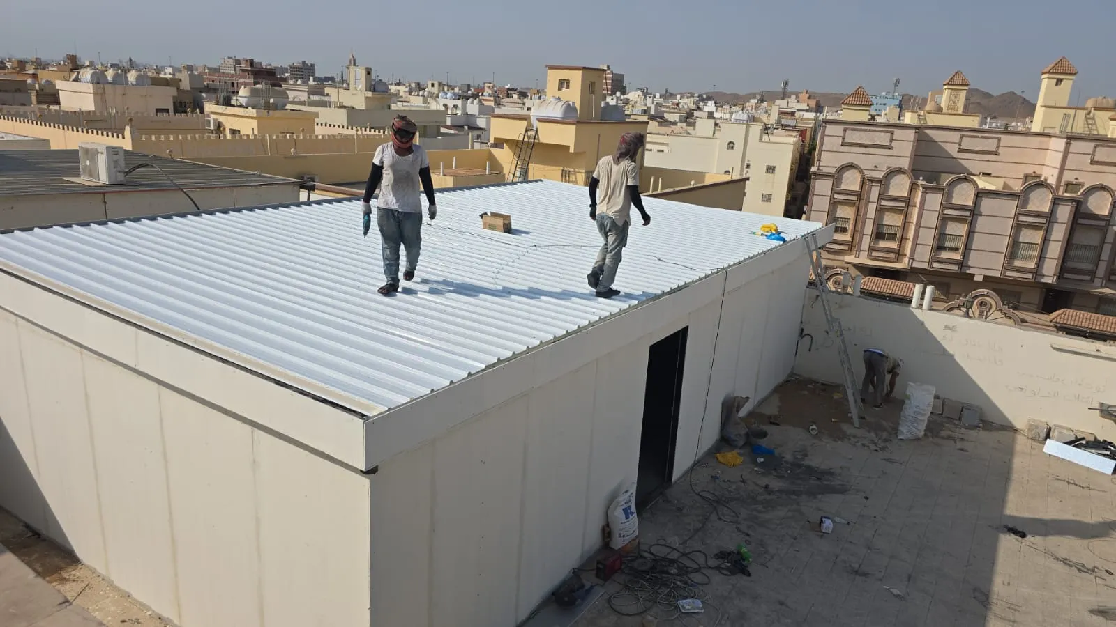 غرف إضافية خارجية وملاحق للاستراحة (أو للضيافة) بالرياض 