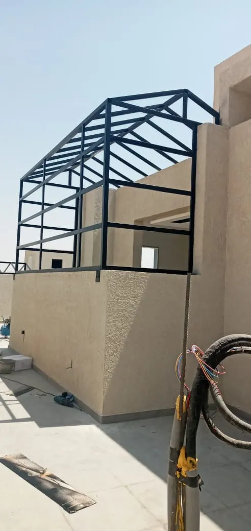 غرف إضافية خارجية وملاحق للاستراحة (أو للضيافة) بالرياض 