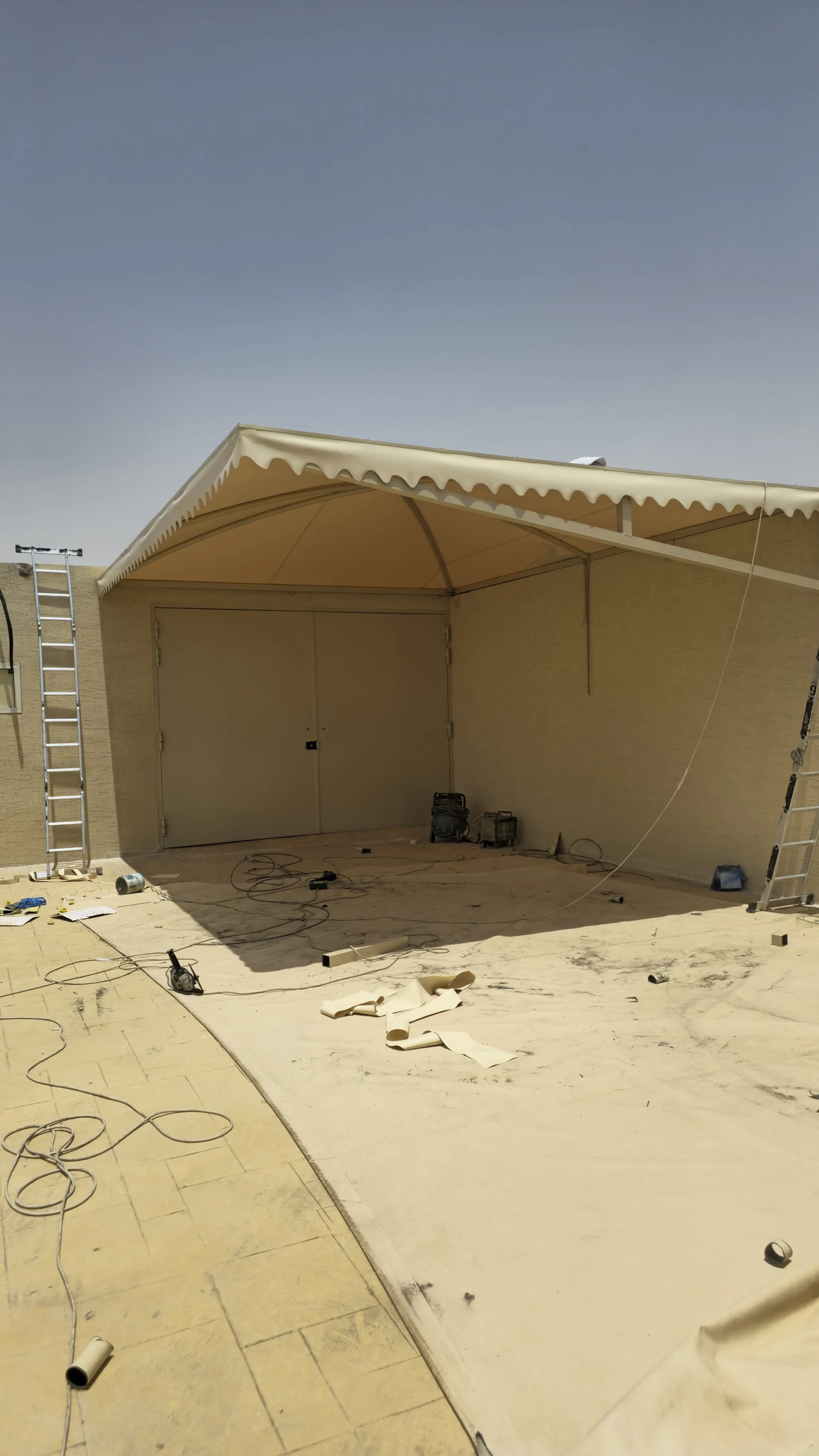 مظلات وسواتر بالرياض لاحواش الفلل ومنازل بالفخامة والحماية