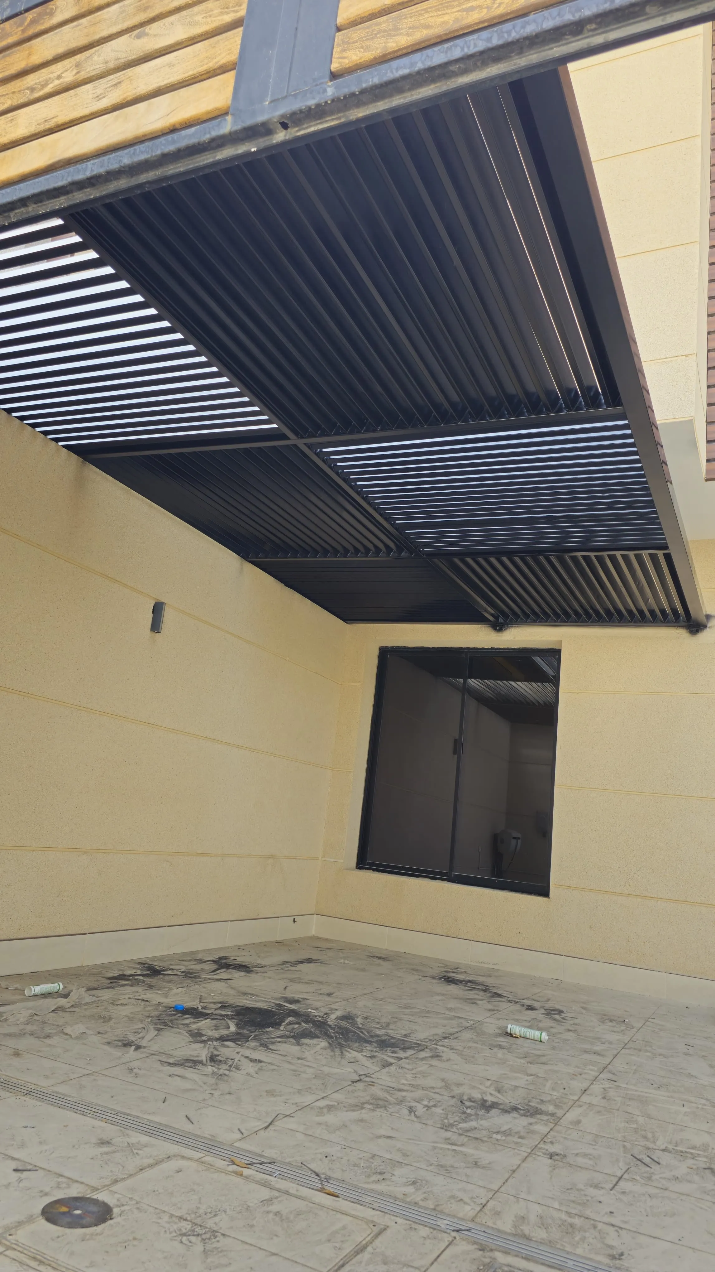 مظلات وسواتر بالرياض لاحواش الفلل ومنازل بالفخامة والحماية