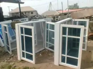 حداد منتقل في تركيب أبواب وشبابيك ونوافذفي الرياض جودة عالية