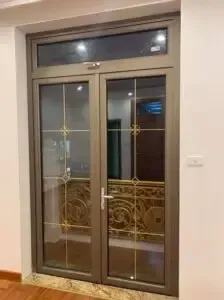 حداد منتقل في تركيب أبواب وشبابيك ونوافذفي الرياض جودة عالية