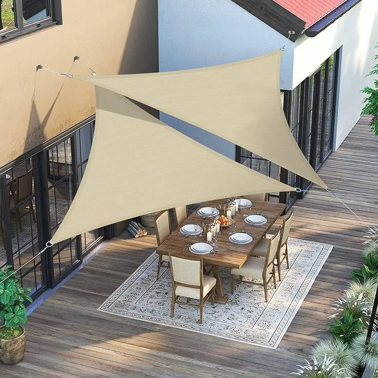 تحويل الفناء إلى واحةفي الرياض:للمظلات والحدائق وبرجولات 