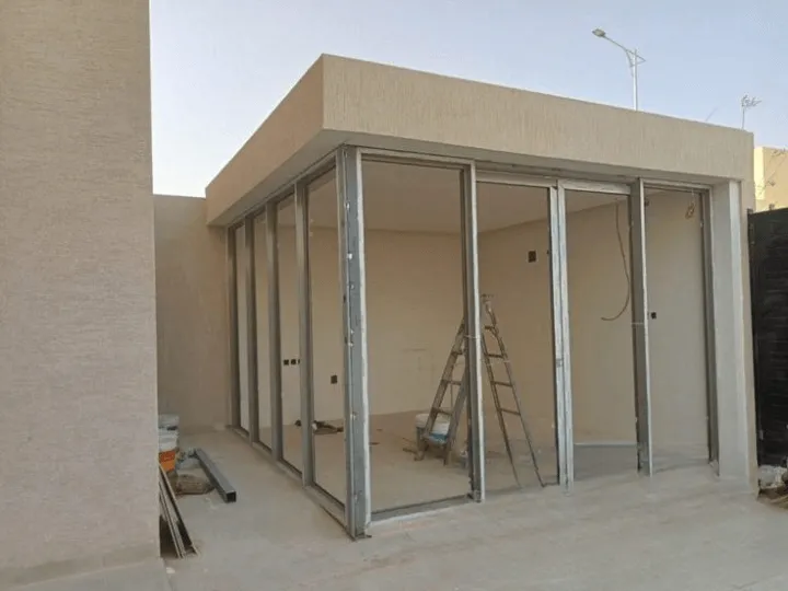 مقاول بناء مجالس وغرف سندوتش بنل بالرياض لعام 2026