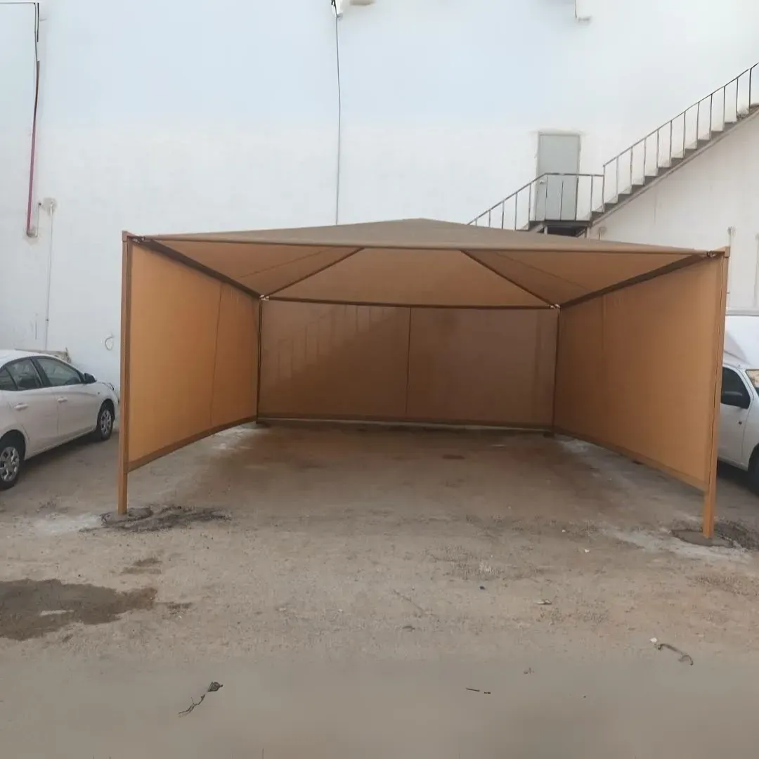 تركيب مظلات جلد PVC هرمية: الجودة والمتانة بأسلوب عصري