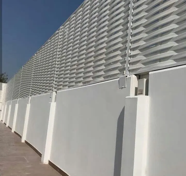 أنواع سواتر أحواش المنازل بحي الرمال| دليل الأسعار والتركيب