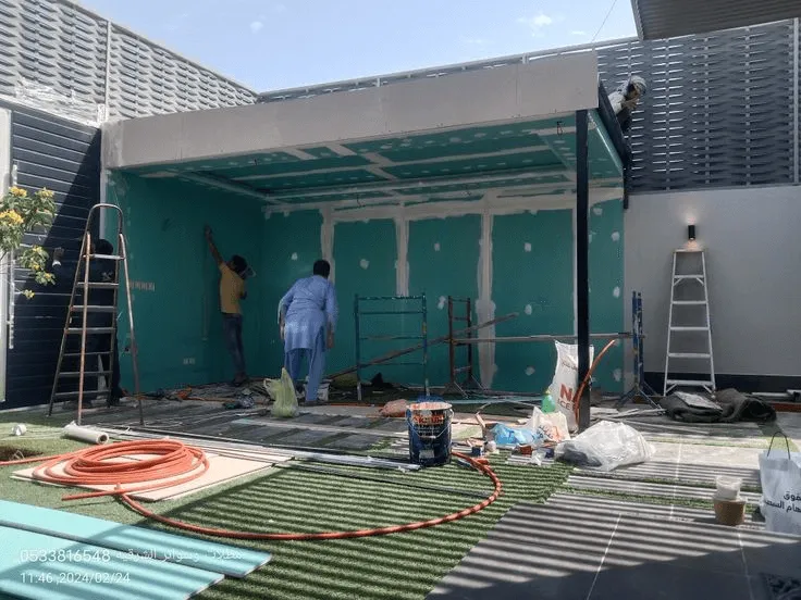 مقاول بناء ملاحق اسمنت بورد حديثه وجي آر سي بشمال الرياض2026