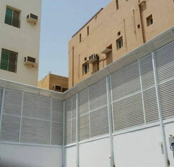 أفضل أنواع السواتر واسعارها في الرياض لعام 2026: دليل شامل