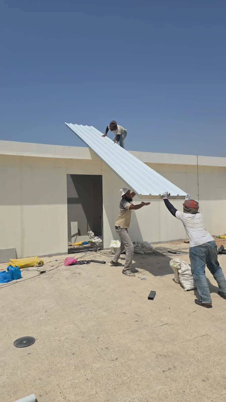 ملاحق ساندوتش بانل حي العارض الدليل الشامل للتكلفة، المميزات