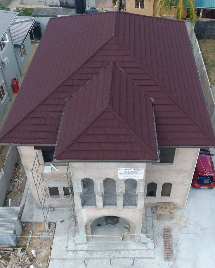 القرميد في الرياض: الدليل المرجعي الشامل لاختيار وتركيب أفضل