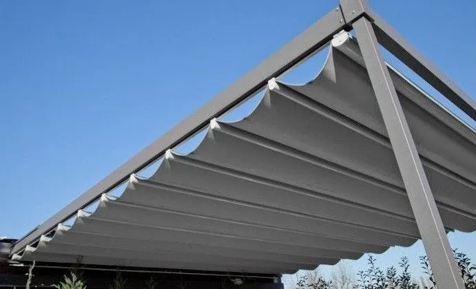 المظلات في الرياض: الدليل المرجعي الشامل لاختيار وتركيب مظلة